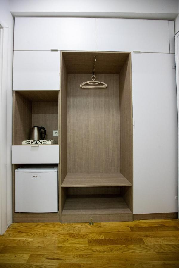 Queens Central Apartments Ohrid Esterno foto