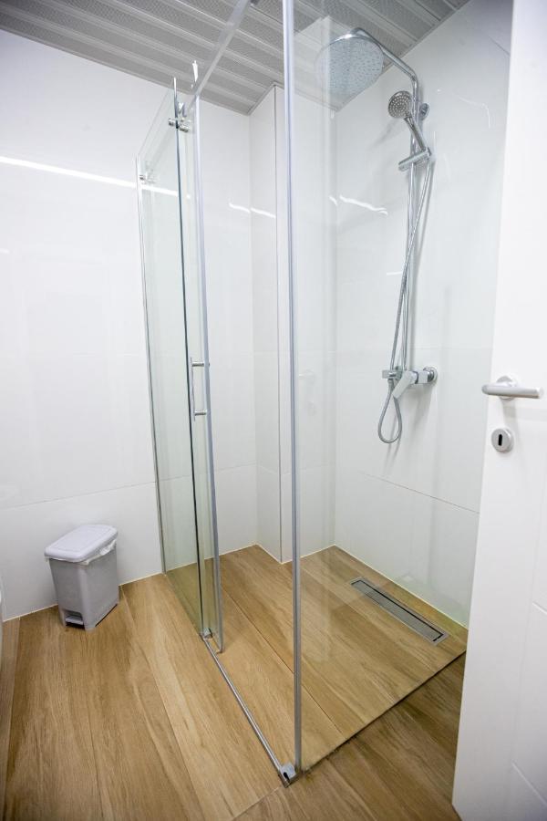 Queens Central Apartments Ohrid Esterno foto