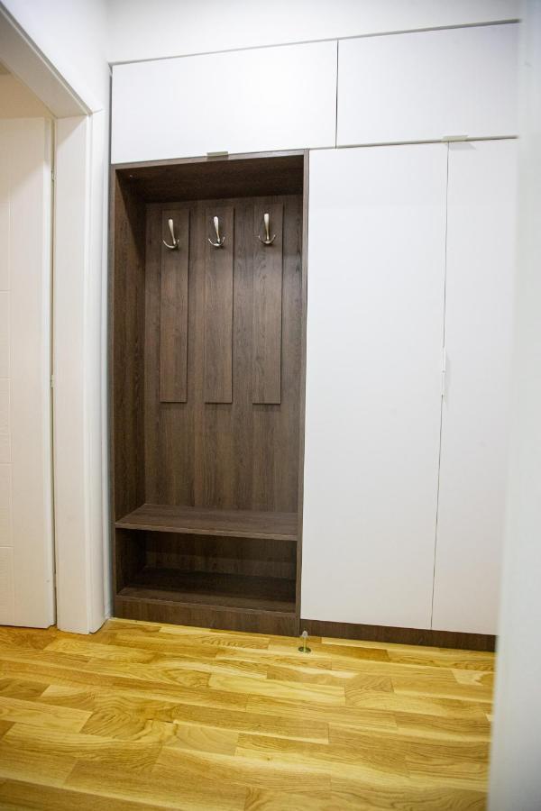 Queens Central Apartments Ohrid Esterno foto
